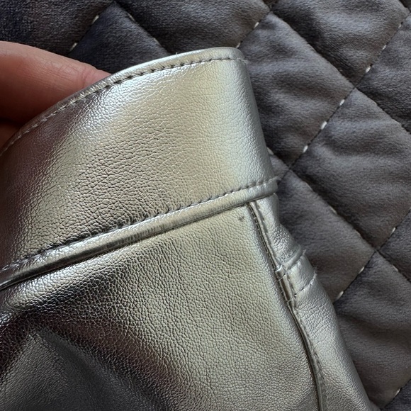 Abercrombie & Fitch 90s Straight Ultra High Rise Faux Leather Pants in Silver - Picture 7 of 8